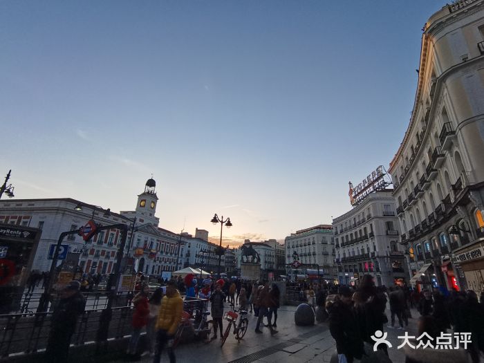 太阳门广场图片