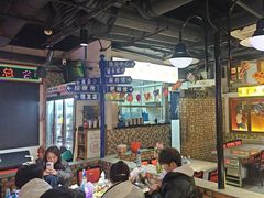 -马路牙子烧烤音乐酒馆(望京店)