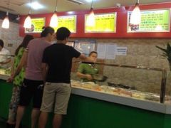 -食乐佳麻辣香锅(森林摩尔商业街区店)