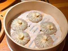 黑松露小笼包-庆春朴门