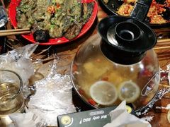 -何师烧烤Pro ·江湖川菜·小龙虾·精酿(太古里旗舰店)