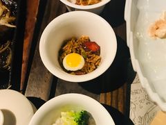 -穹六人间 people 6(岳阳路店)
