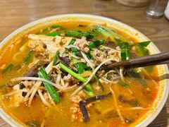 云南臭豆腐米粉（很臭）-粉八·云南米线·建水烧烤(常熟路店)