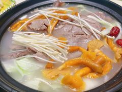 -九寨特色牦牛肉汤锅 羊肉汤锅