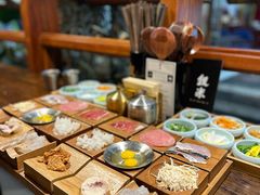 -银米·云南传统过桥米线(双廊黑金冠店)
