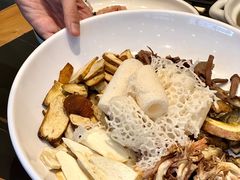 -黔蘑菇四季餐厅(观山湖店)