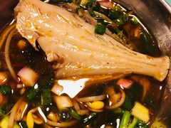 -鸿顺老铁锅美蛙鱼府(解放碑店)