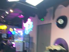 -不可思议减压馆·解压博物馆·摔碗发泄·团建定制
