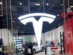 -TESLA 特斯拉(北京颐堤港体验店)
