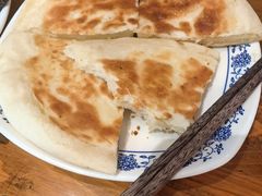 -老天桥酱肉烧饼夹肘子(天桥店)