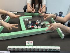 -东碰西胡棋牌室(老西门店)