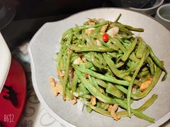 -卢大鲜鱼头捞饭(美利广场店)