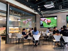 用餐区-野萃山·潮汕厚果汁(十亩地店)