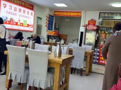 -溢心园香河肉饼总店