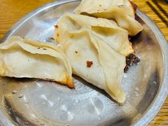 -黄阿姨锅贴大王(万航渡路店)