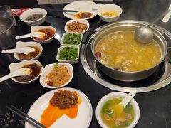 -丫丫汤膳打边炉(宏府408坊店)