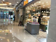 门面-面包新语(滨湖万达店)