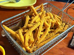 -BHC炸鸡(明洞总店)