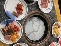 -锤头鲨毛肚海鲜烤肉自助餐厅(国购广场店)
