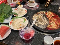 -井格重庆火锅(临平银泰城店)