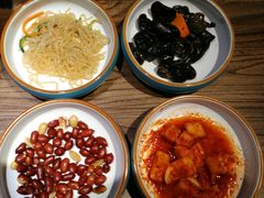 -明洞阿姨·韩式酱蟹烤肉·创意料理(三元桥店)