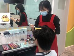 -首脑美容美发化妆美甲培训学校(龙岗校区)