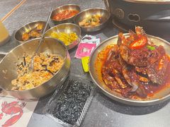 -草家酱蟹炭火烤肉店(珲春南路二店)