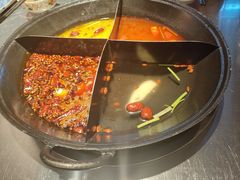 -朱光玉火锅馆(小寨原力场店)