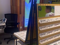 -LOOK眼镜(宝山万达店)