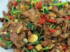 -湖南人家湘菜馆(镇江路店)