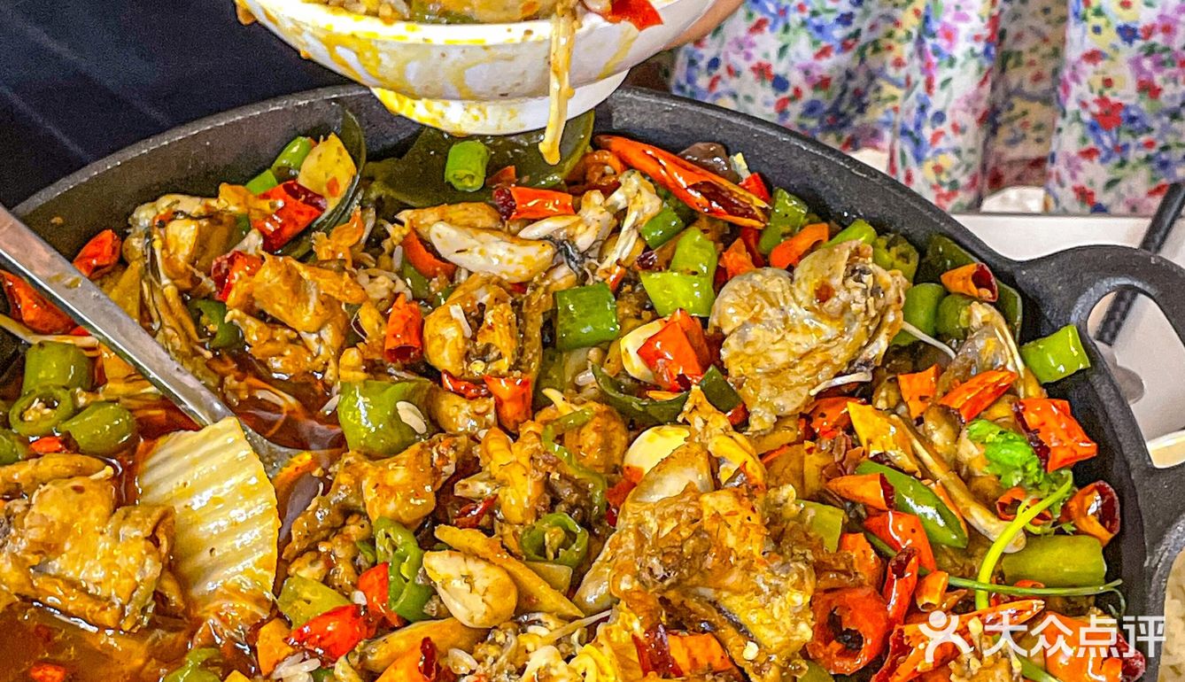 坐标南京，18r一只的巨大烤蛙真的会爱！！  