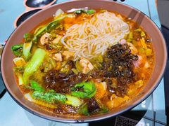 肥肠米线-八月美食小馆(银泰城总店)