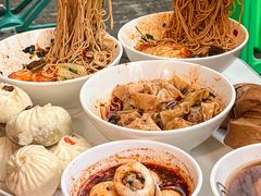 -李与白包子铺(桐梓林店)
