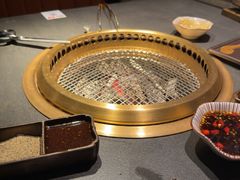 -铭牛烧肉·和牛海鲜自助(高新月牙湖店)