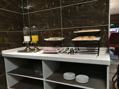 -潮岸酒店(广州琶洲会展广州塔店)