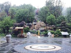 -七彩云南古滇温泉山庄