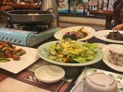 -青瓦餐厅·生鱼片·韩园烤肉(西塔店)