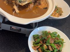 -鱼鲜饭香·招牌汽锅剁椒鱼头王