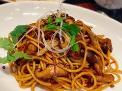 亚洲风味炒面配鸡肉-WOLFGANG PUCK KITCHEN & BAR(迪士尼小镇店)