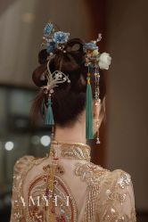 -艾米丽婚纱礼服