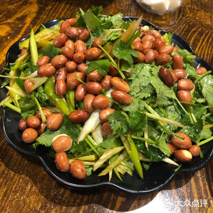 齐齐哈尔特色烤肉老虎菜图片