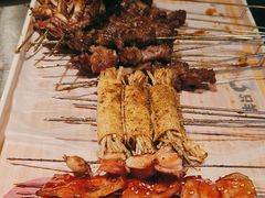 -绿地三只羊羊肉串(万科店)