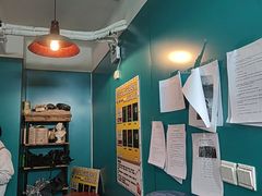 -荒岛实景沉浸密室(江汉路1店)