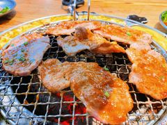 -青瓦炭韩潮烤肉(花园道店)