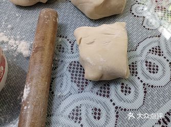 疫情被封了20多天，天天就是抢菜，有啥抢啥
