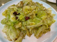 -乔家小院•本地小海鲜•非遗驴肉(万年泉路店)