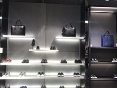 -宁波杉井奥特莱斯广场