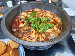 -都江堰石锅鱼