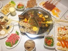 -袁记串串香(川师店)