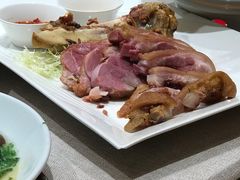 -品悦酒店(三林古镇店)